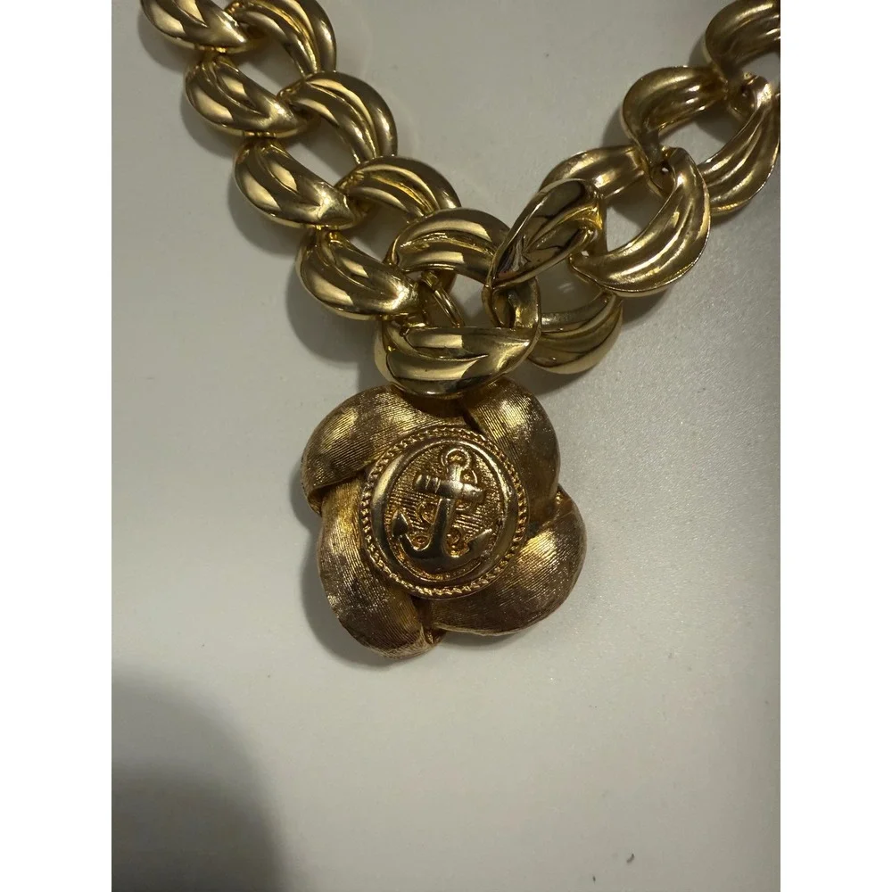 Unbranded vintage gold
